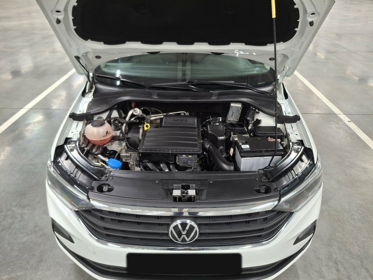 Купить Volkswagen Polo с пробегом. Фото: #8