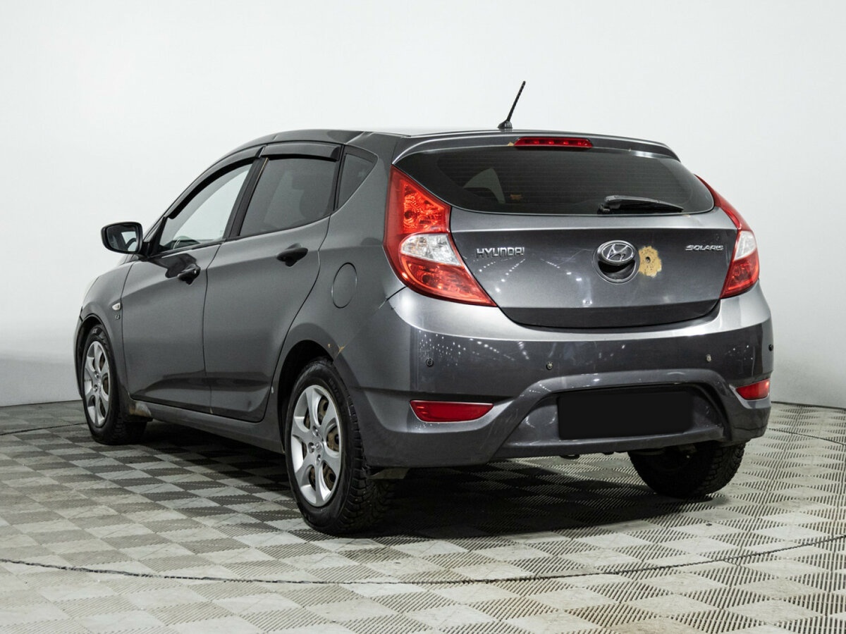 Купить Hyundai Solaris с пробегом. Фото: #6