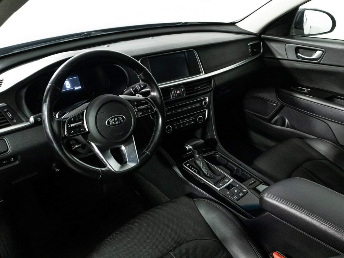 Купить Kia Optima с пробегом. Фото: #9