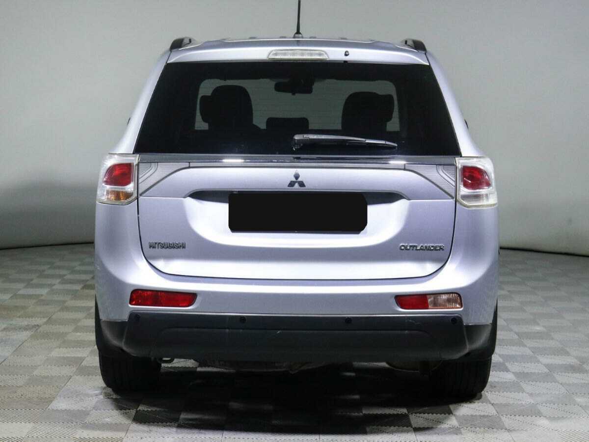 Купить Mitsubishi Outlander с пробегом. Фото: #5