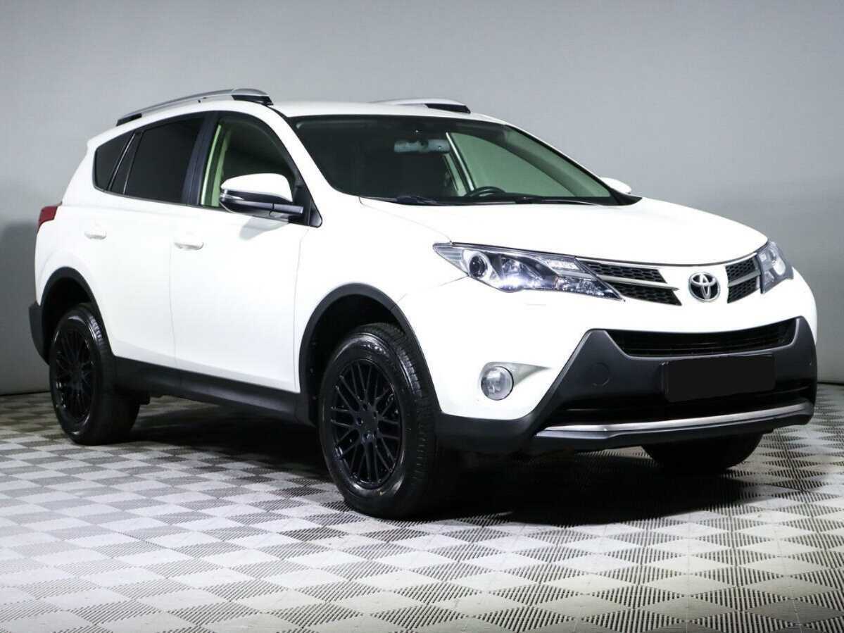Купить Toyota RAV4 с пробегом. Фото: #2