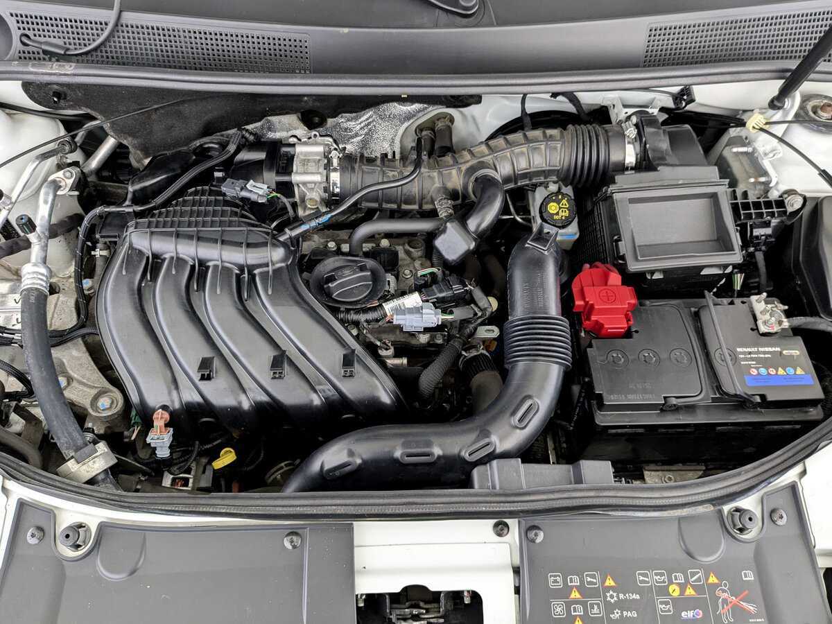 Купить Renault Sandero с пробегом. Фото: #8