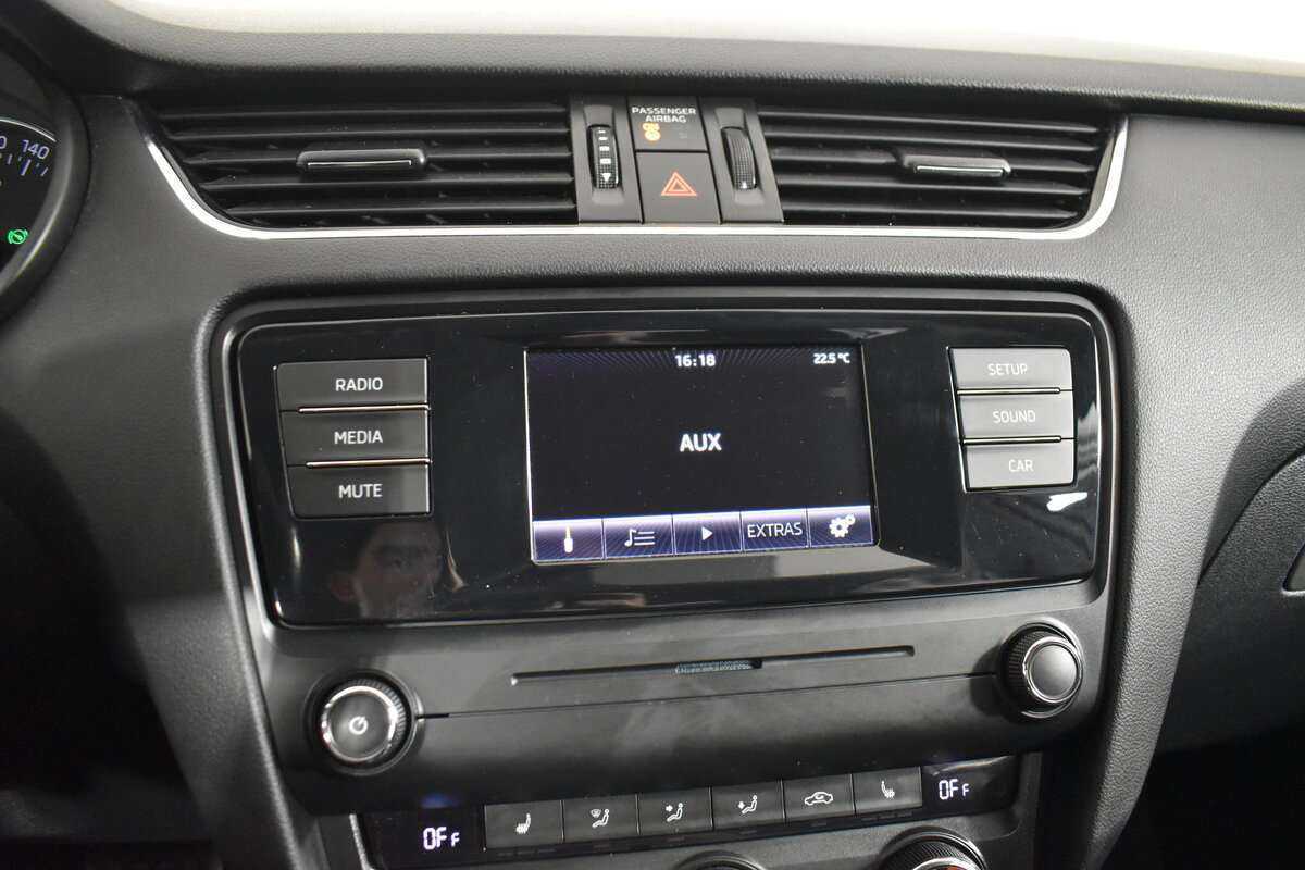 Купить Skoda Octavia с пробегом. Фото: #21