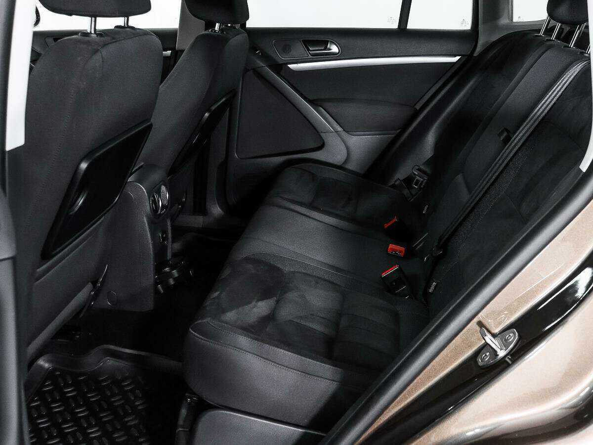 Купить Volkswagen Tiguan с пробегом. Фото: #10