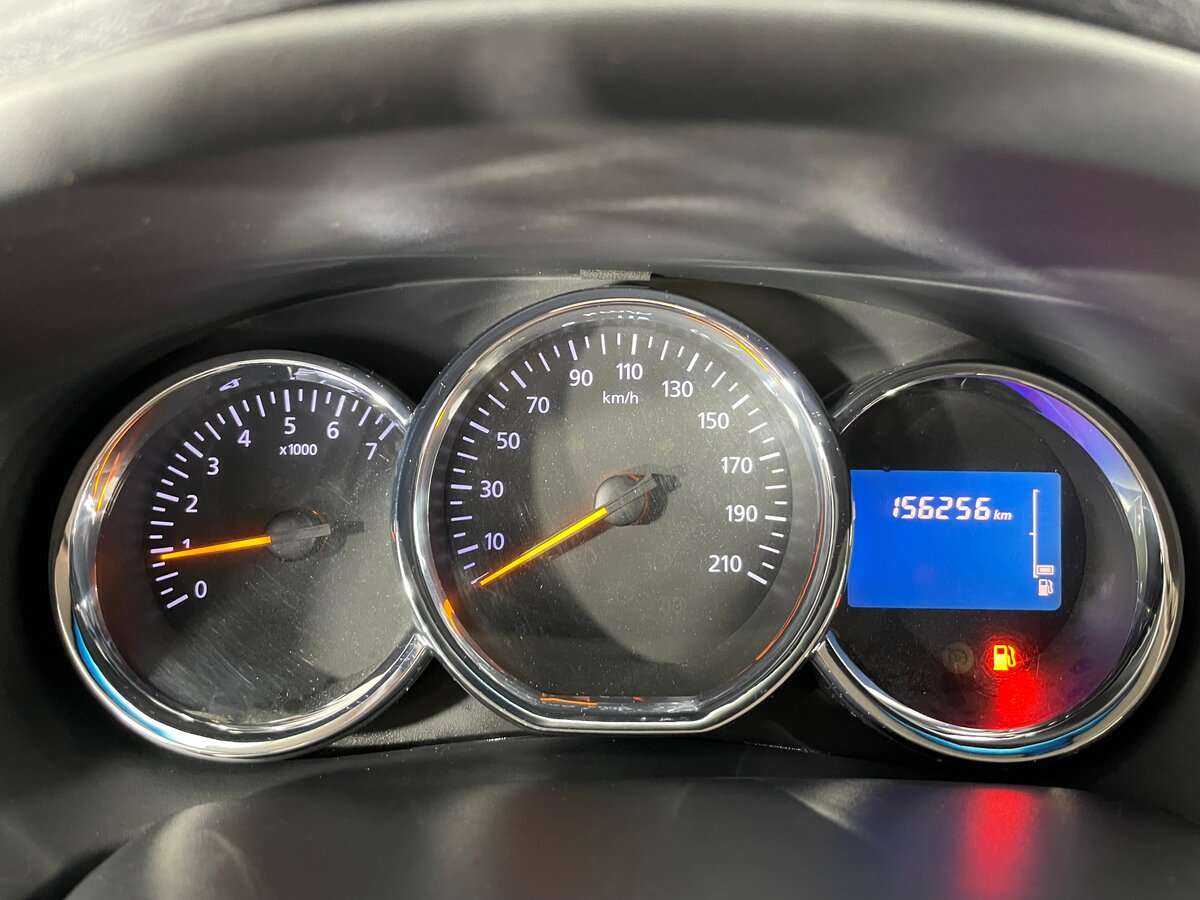 Купить Renault Logan с пробегом. Фото: #16