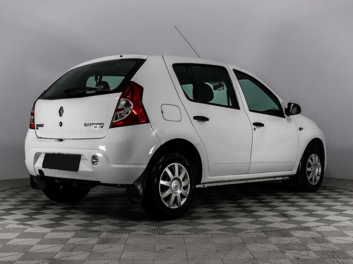 Купить Renault Sandero с пробегом. Фото: #4