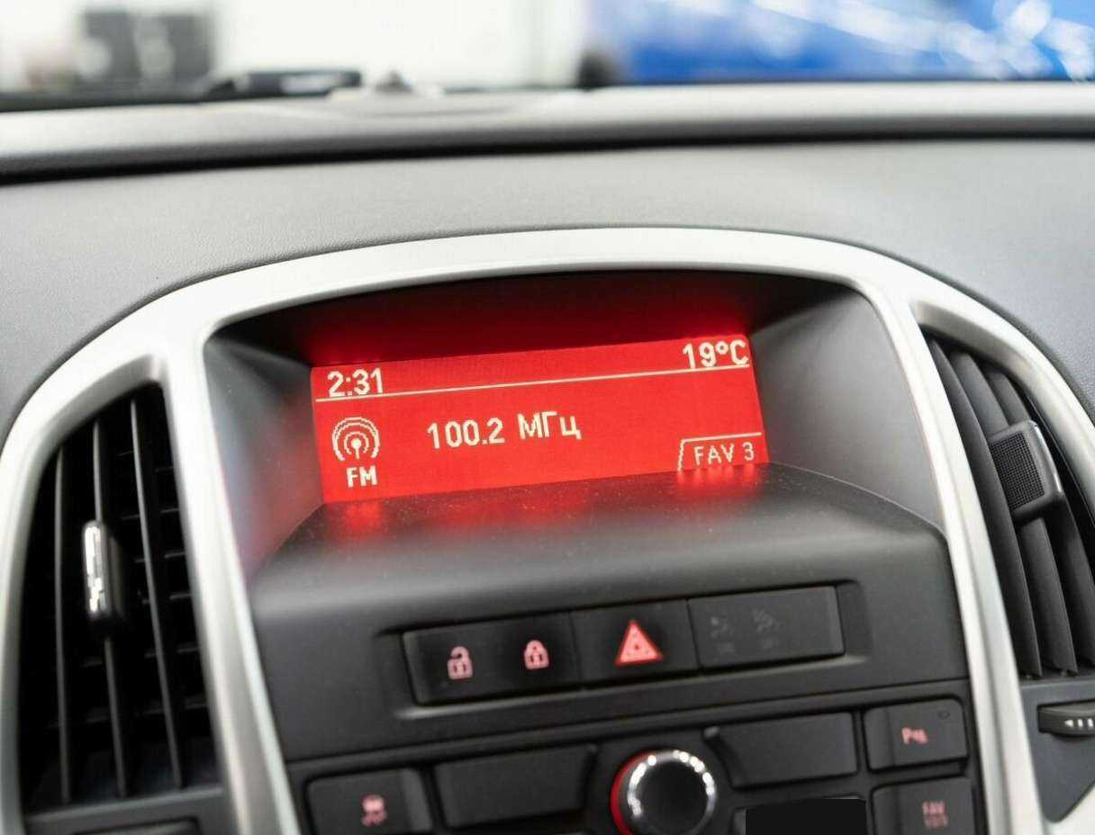 Купить Opel Astra с пробегом. Фото: #8