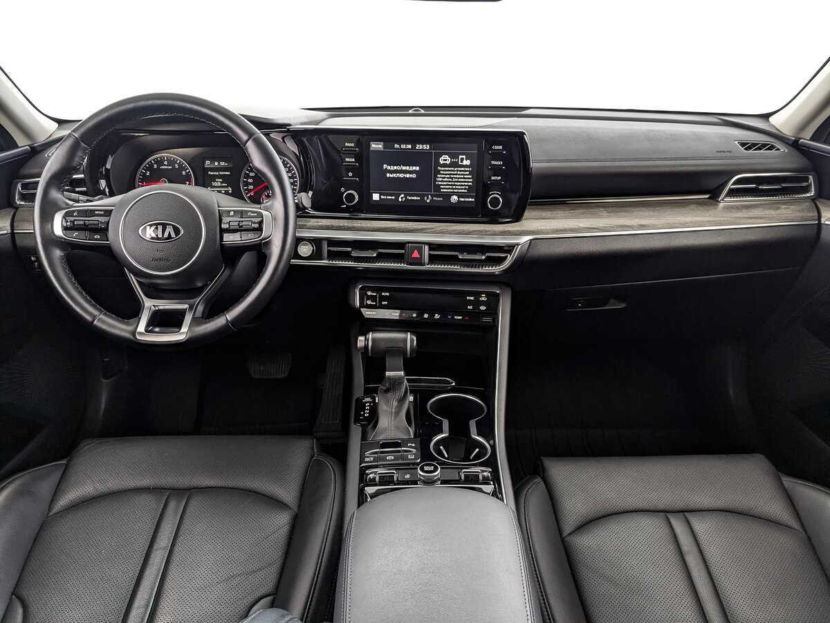 Купить Kia K5 с пробегом. Фото: #9