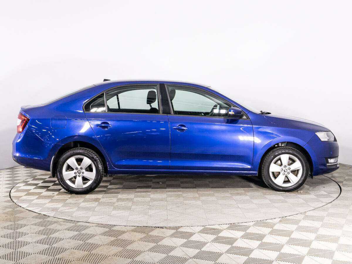 Купить Skoda Rapid с пробегом. Фото: #3