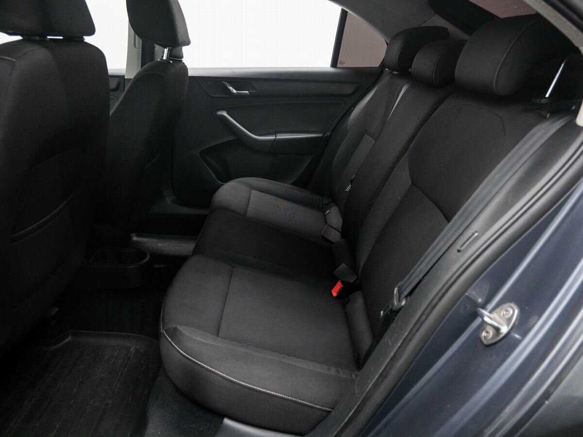 Купить Skoda Rapid с пробегом. Фото: #11