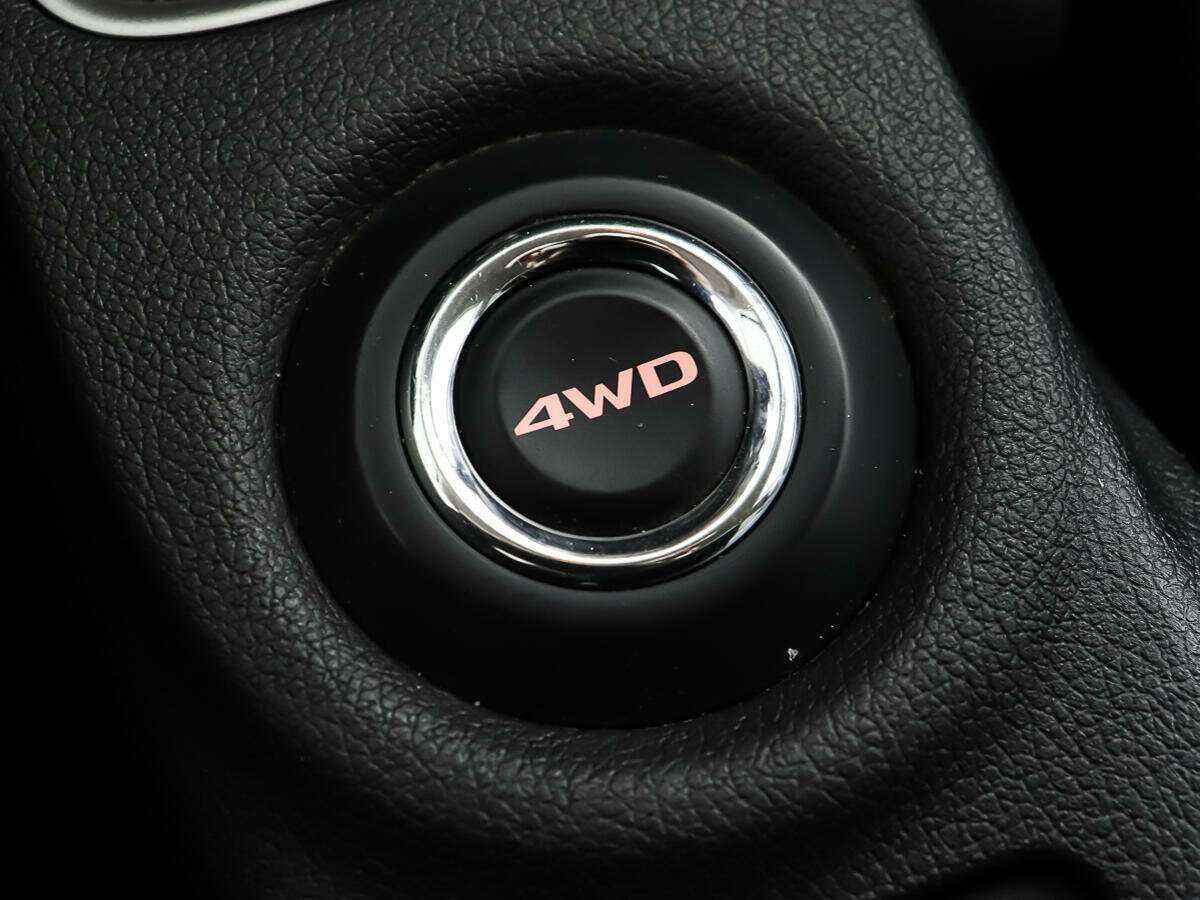 Купить Mitsubishi Outlander с пробегом. Фото: #18