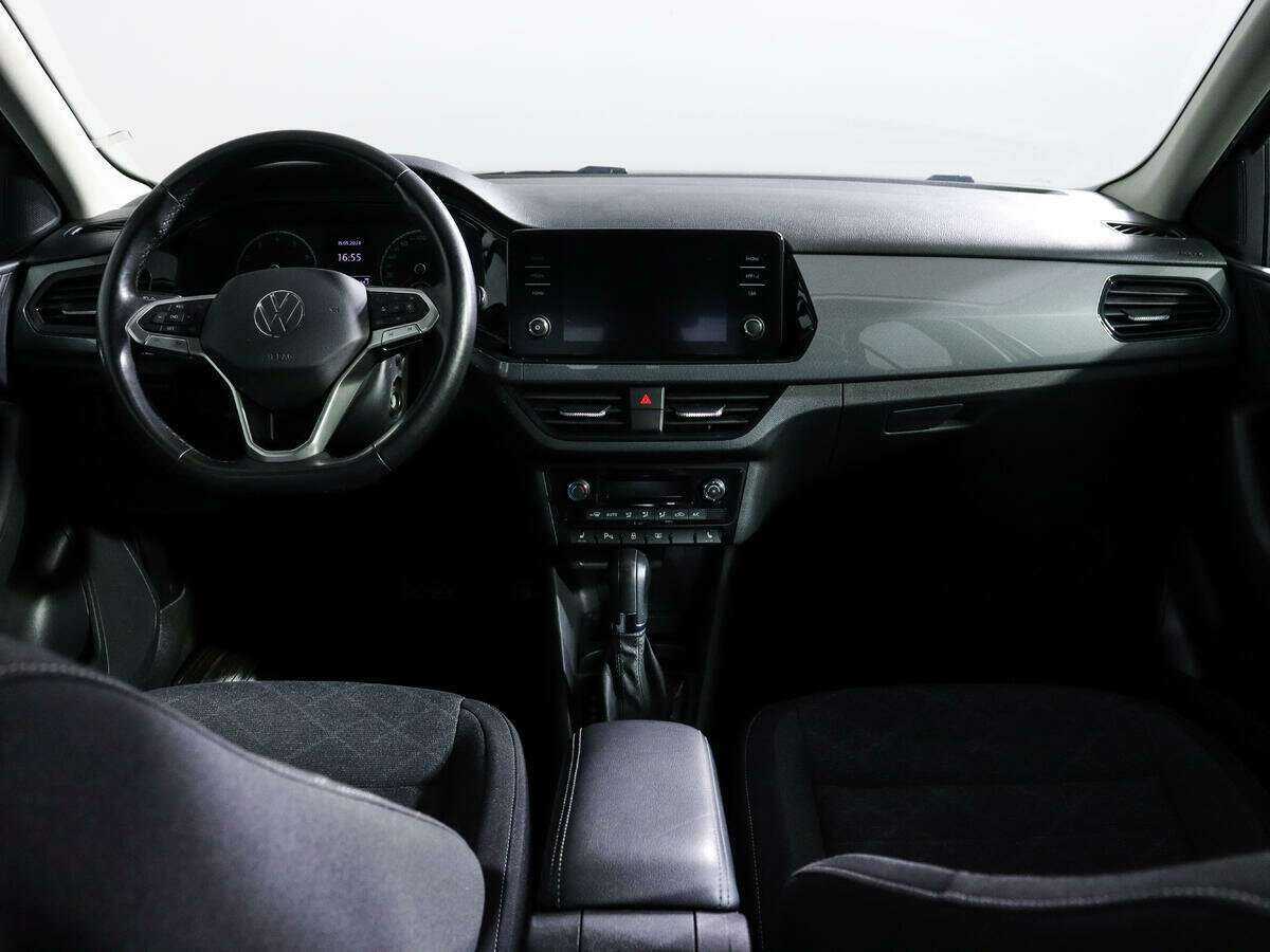 Купить Volkswagen Polo с пробегом. Фото: #8