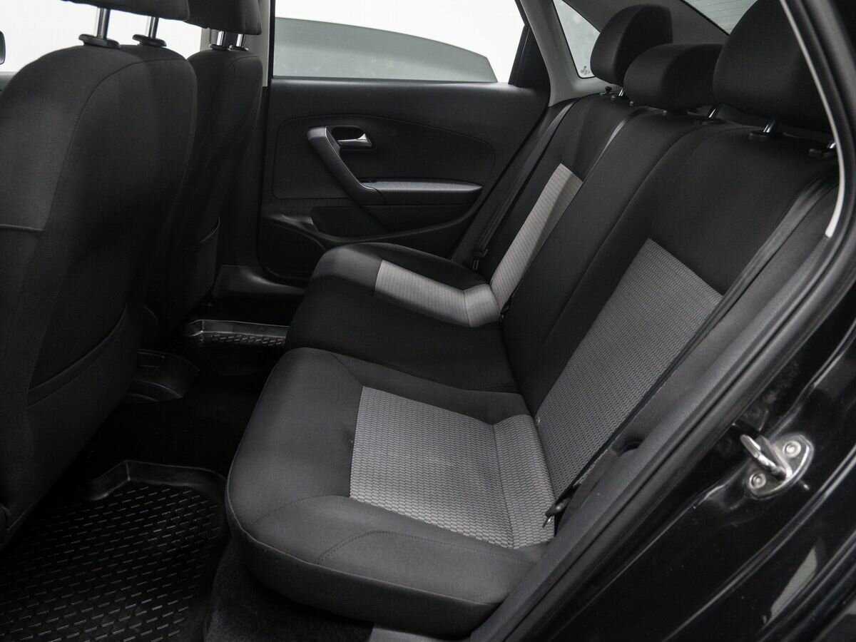 Купить Volkswagen Polo с пробегом. Фото: #12