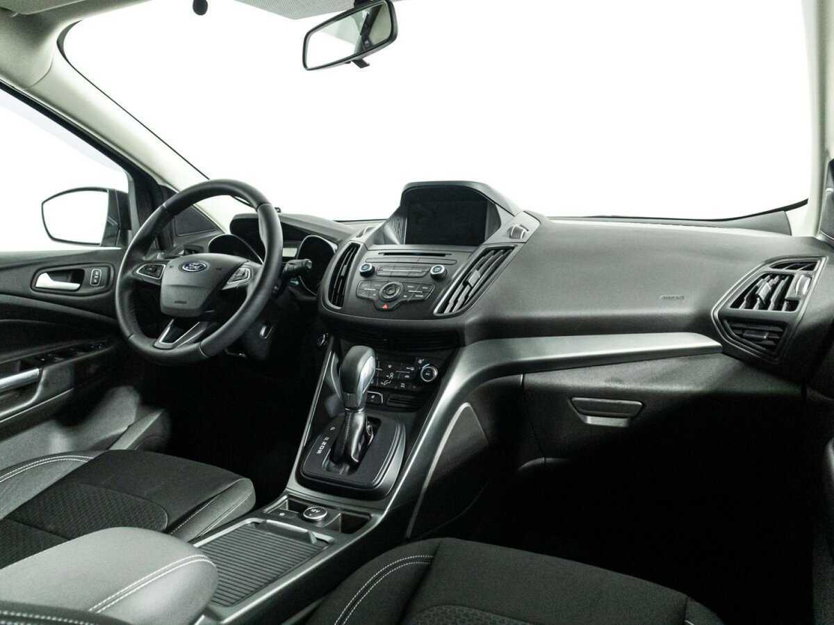 Купить Ford Kuga с пробегом. Фото: #8