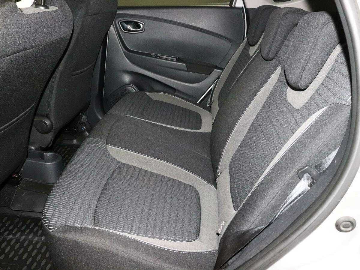 Купить Renault Kaptur с пробегом. Фото: #8