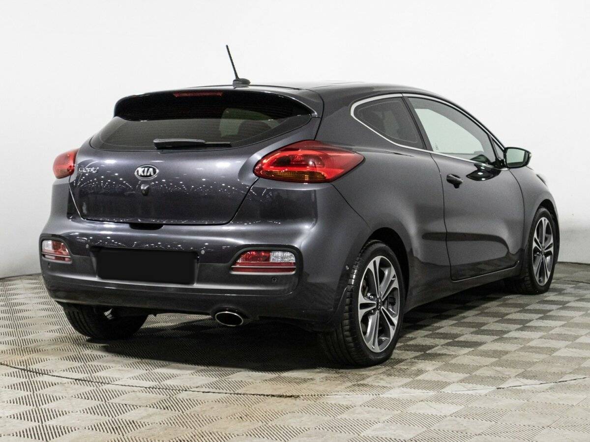 Купить Kia Ceed с пробегом. Фото: #4