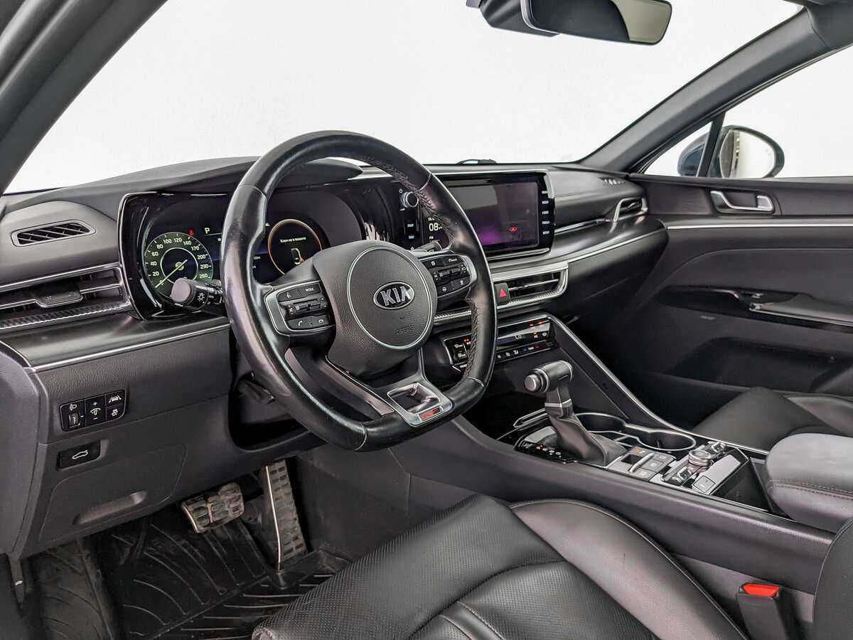 Купить Kia K5 с пробегом. Фото: #15