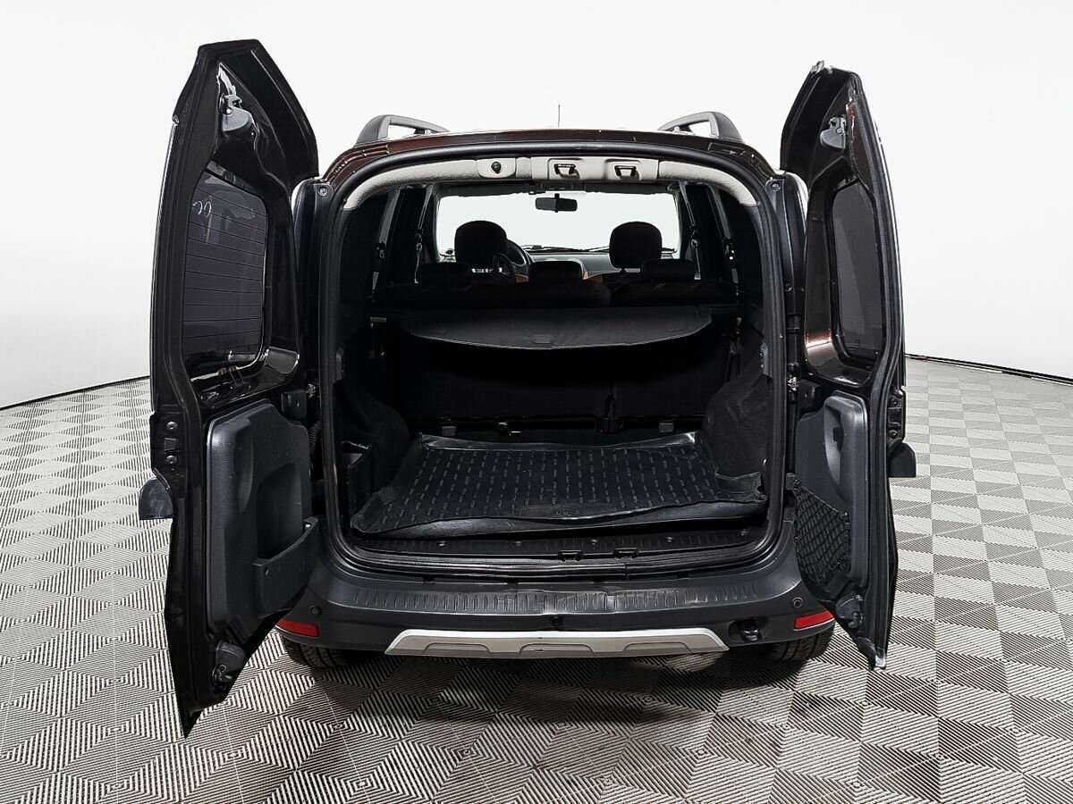 Купить Lada (ВАЗ) Largus с пробегом. Фото: #9