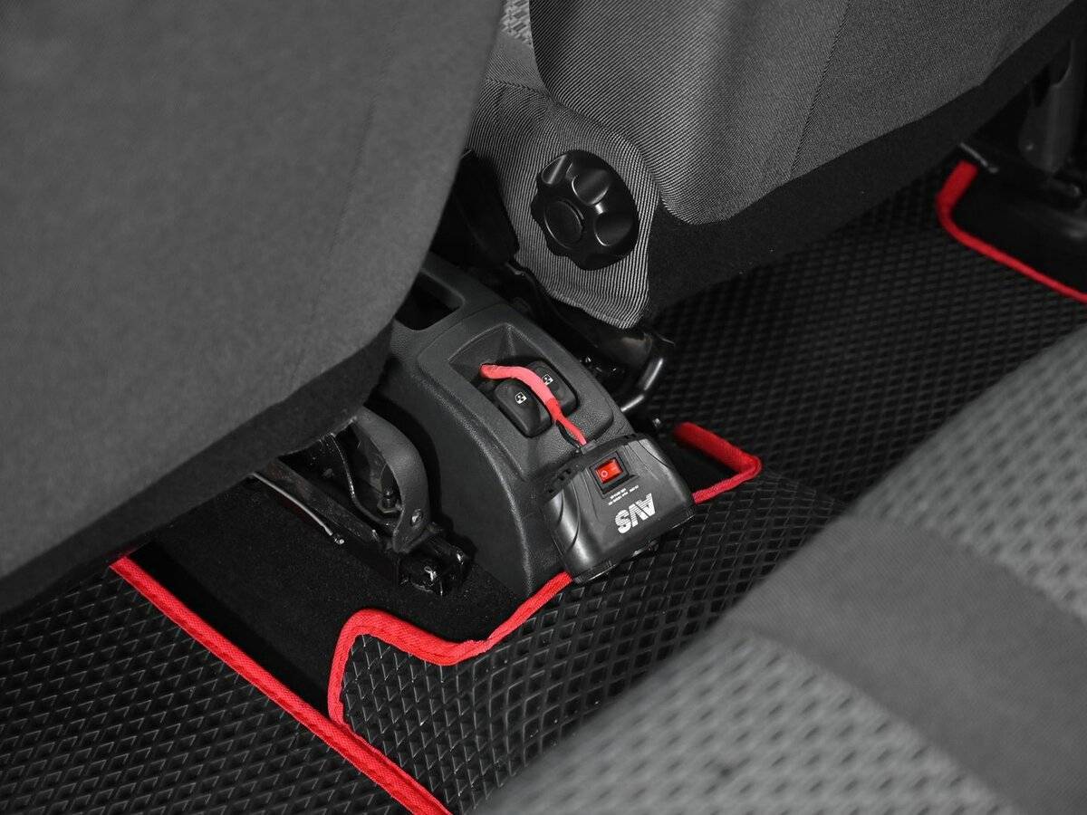 Купить Lada (ВАЗ) Largus с пробегом. Фото: #13