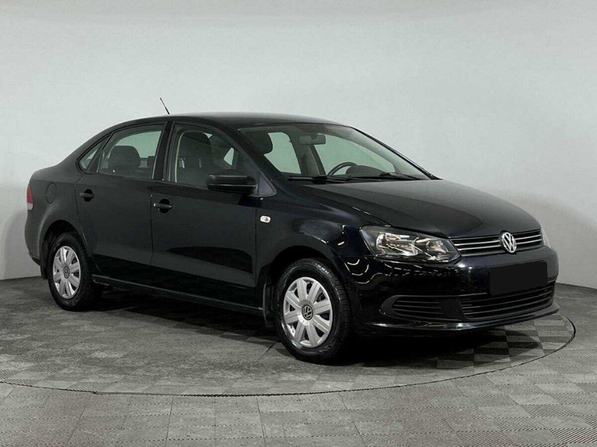 Купить Volkswagen Polo с пробегом. Фото: #2