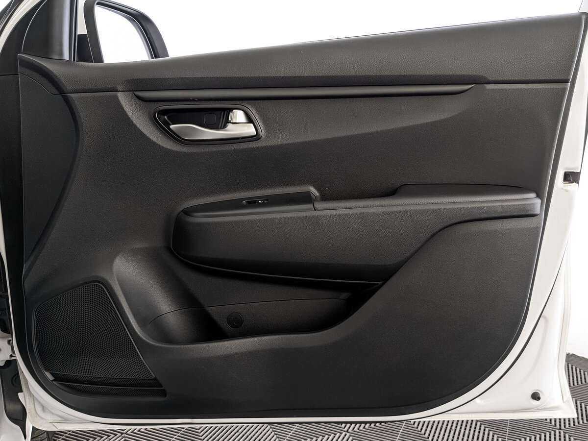 Купить Kia Rio с пробегом. Фото: #24