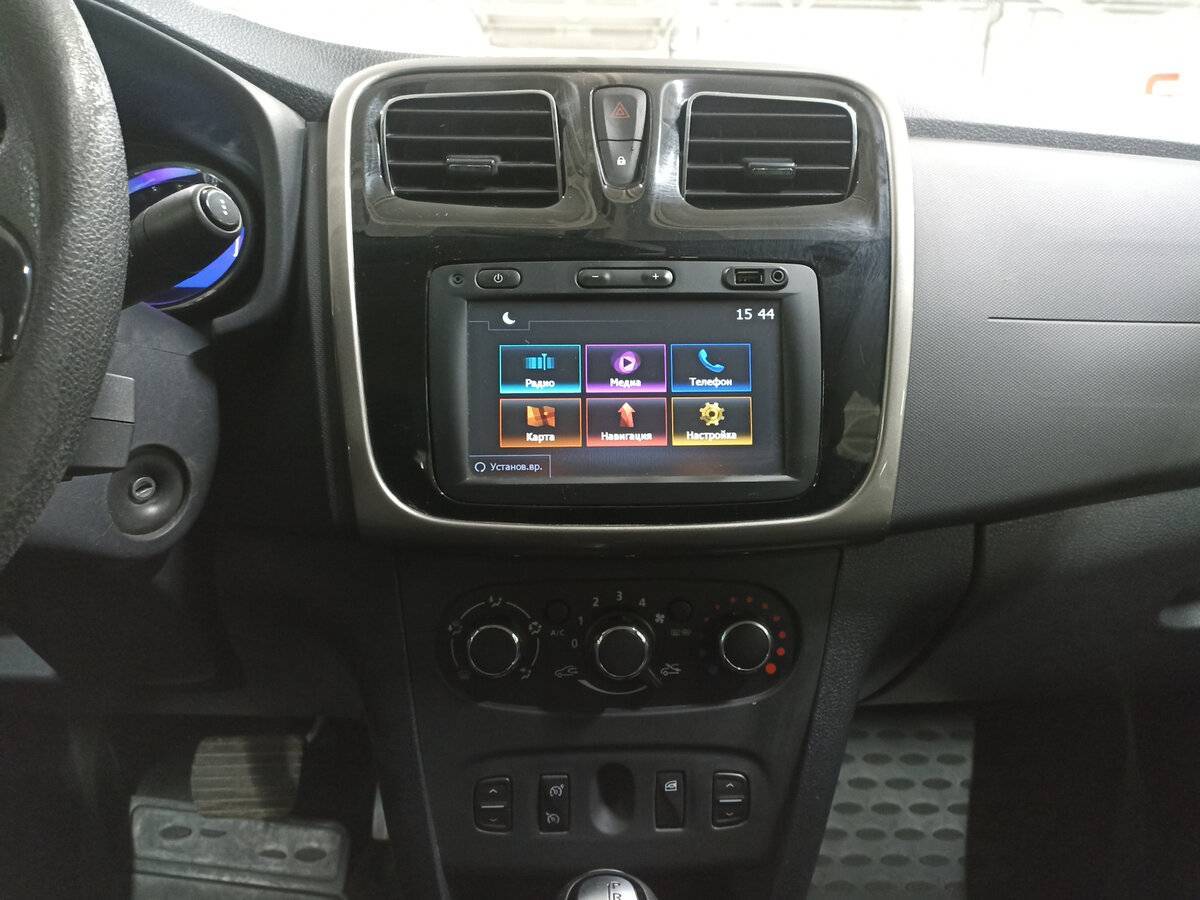 Купить Renault Logan с пробегом. Фото: #14