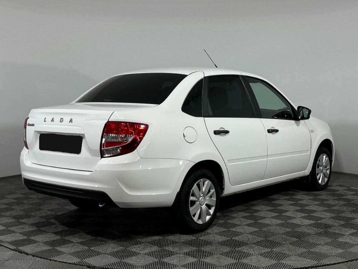 Купить Lada (ВАЗ) Granta с пробегом. Фото: #4