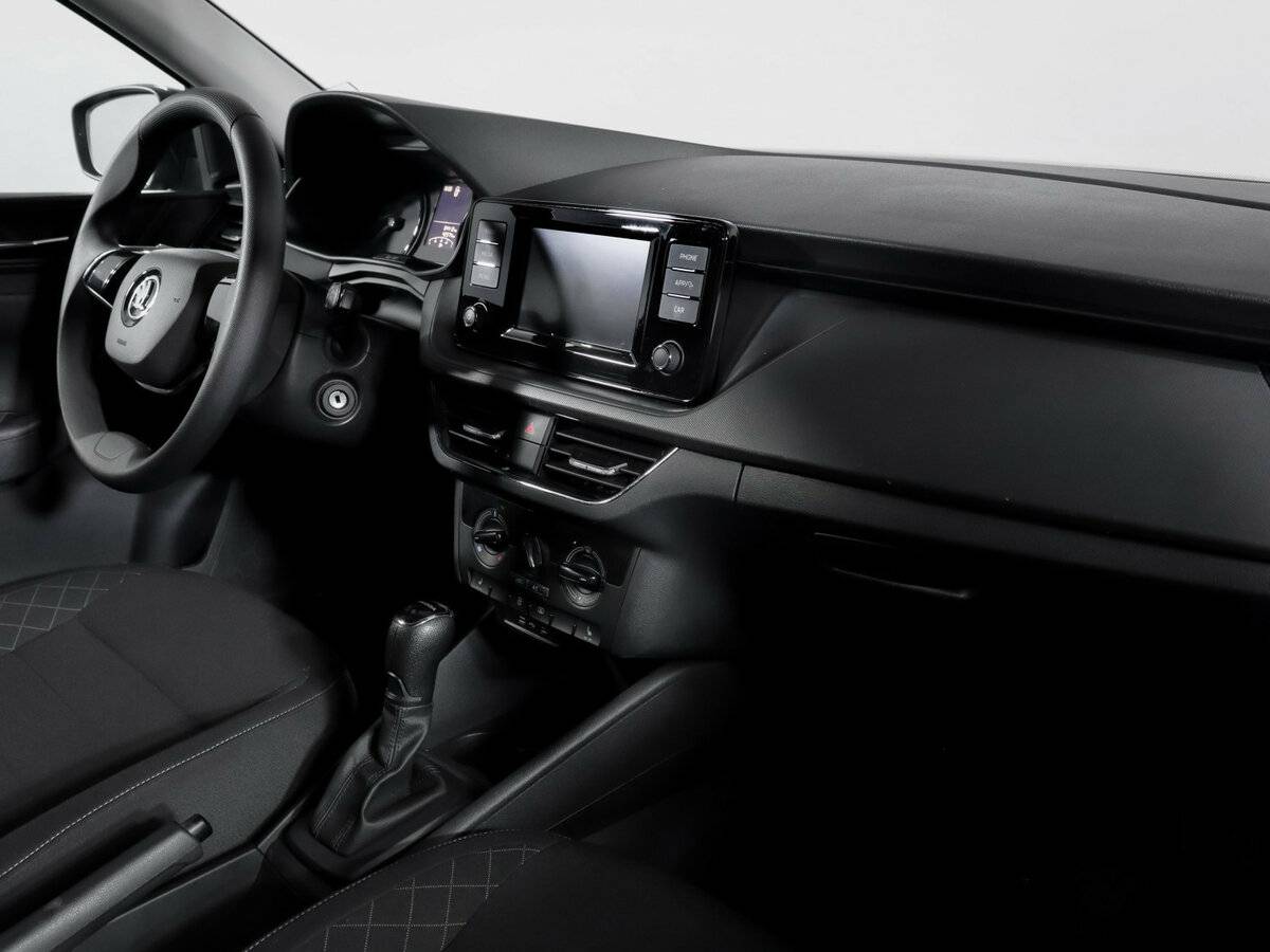 Купить Skoda Rapid с пробегом. Фото: #6