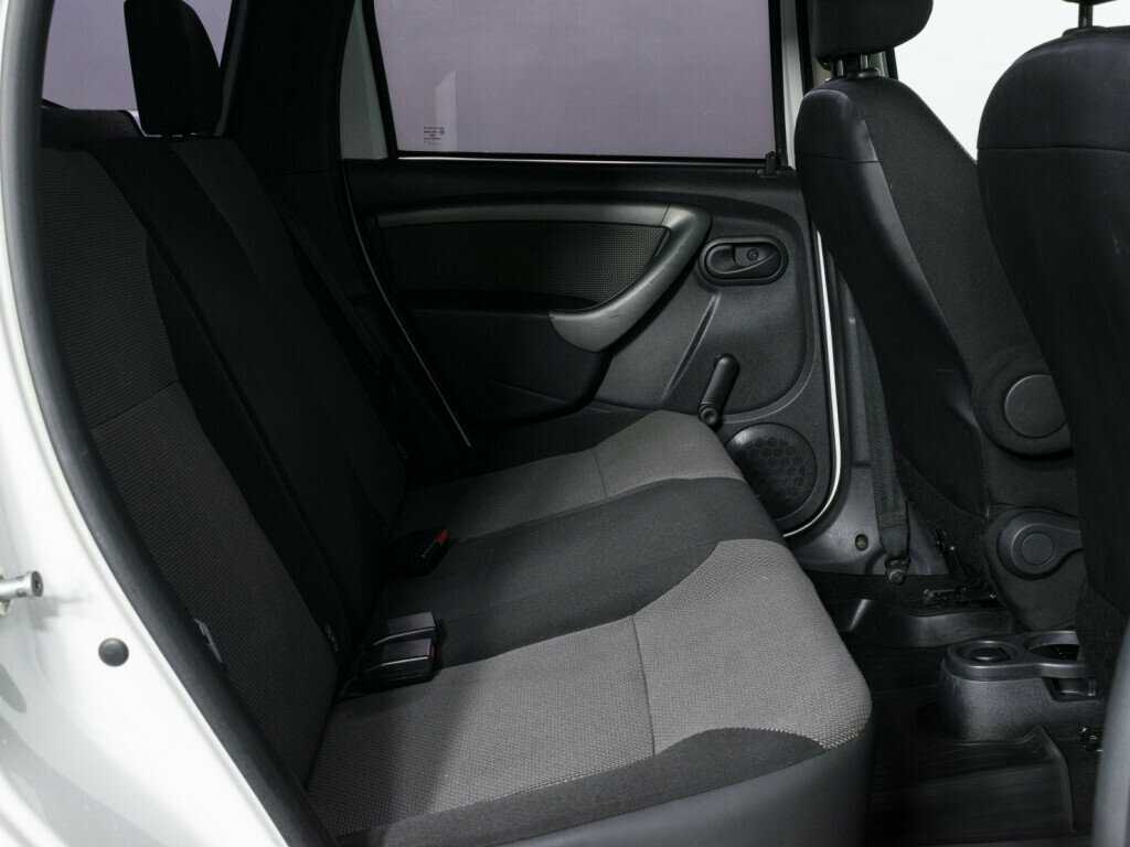 Купить Renault Duster с пробегом. Фото: #9