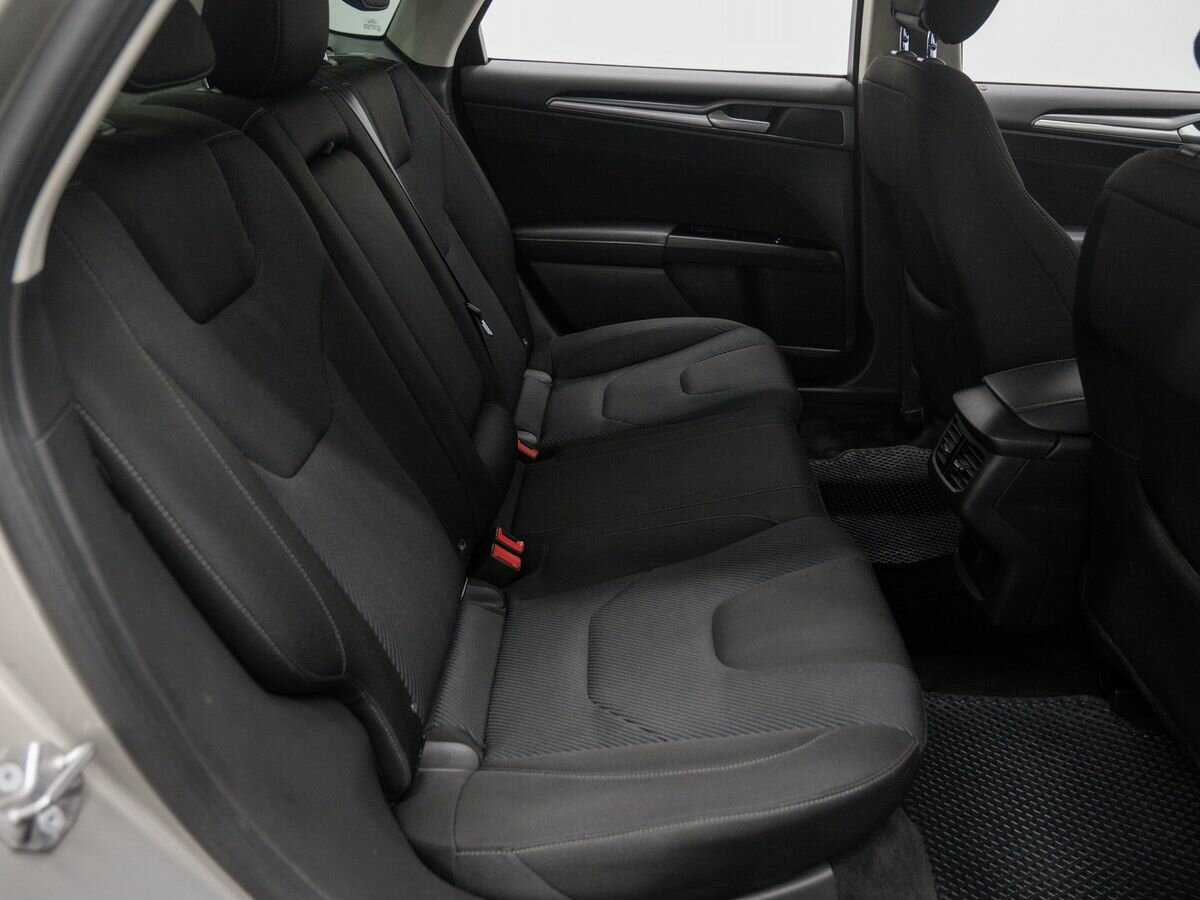 Купить Ford Mondeo с пробегом. Фото: #8