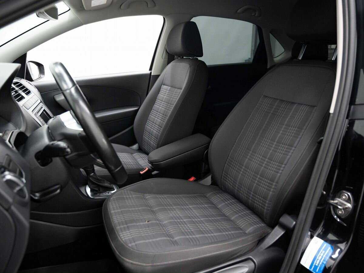 Купить Volkswagen Polo с пробегом. Фото: #7