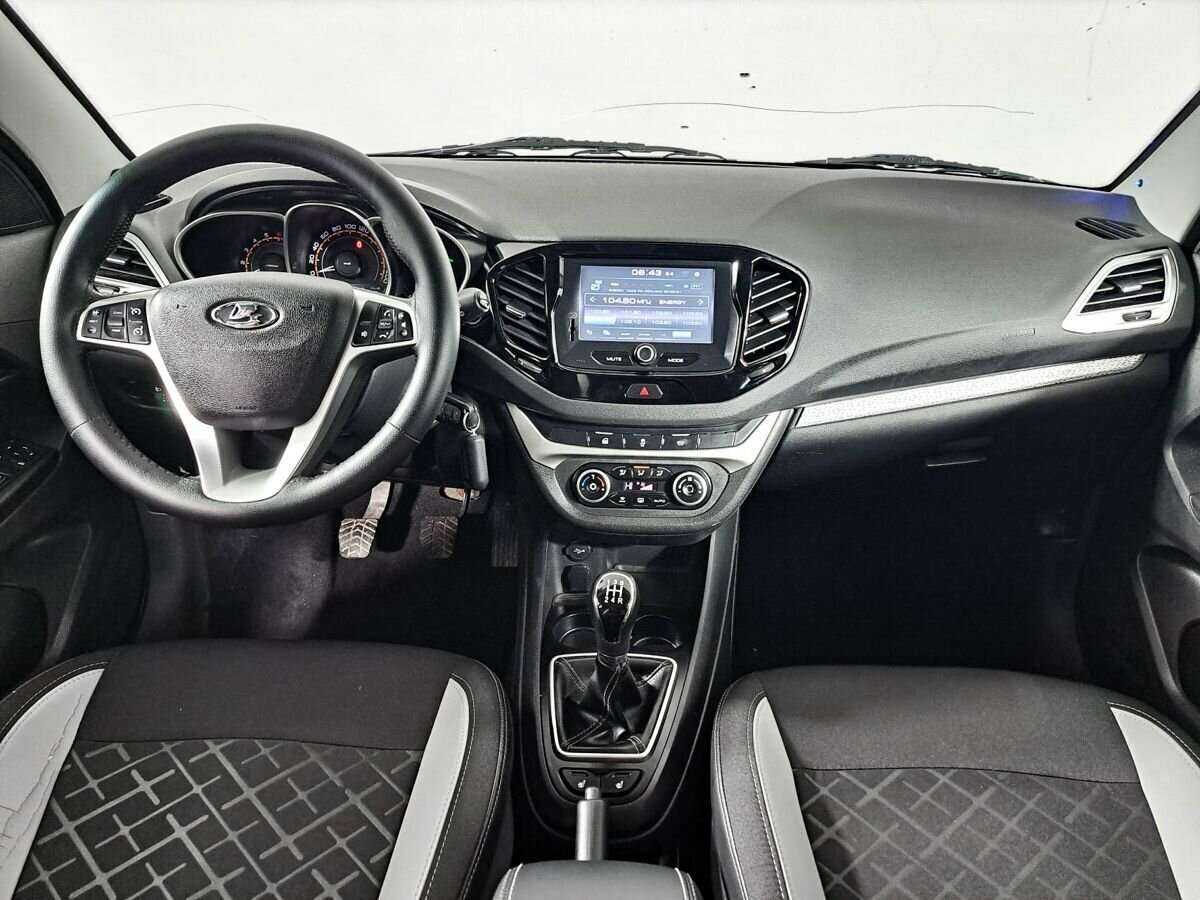 Купить Lada (ВАЗ) Vesta с пробегом. Фото: #11