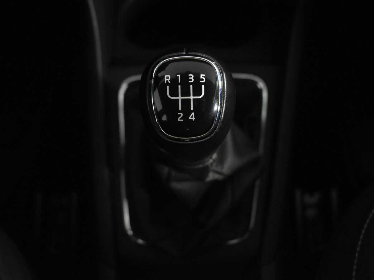 Купить Skoda Rapid с пробегом. Фото: #12