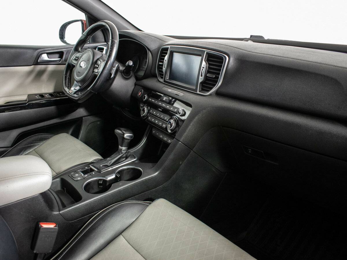 Купить Kia Sportage с пробегом. Фото: #8