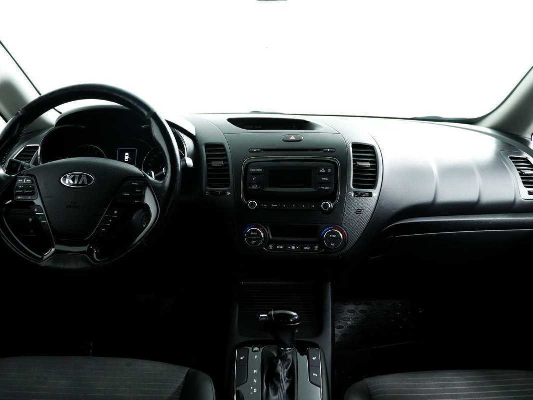 Купить Kia Cerato с пробегом. Фото: #10