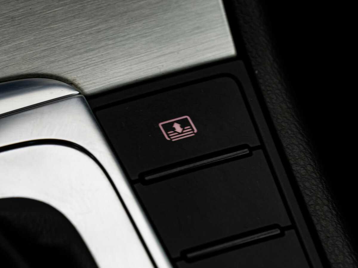 Купить Volkswagen Passat с пробегом. Фото: #14