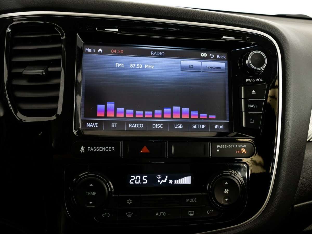 Купить Mitsubishi Outlander с пробегом. Фото: #13