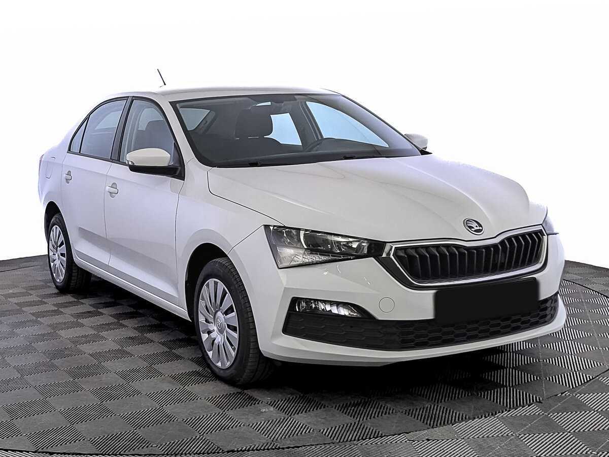 Купить Skoda Rapid с пробегом. Фото: #2