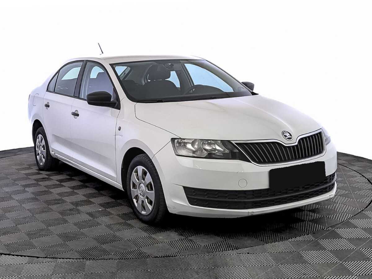 Купить Skoda Rapid с пробегом. Фото: #2