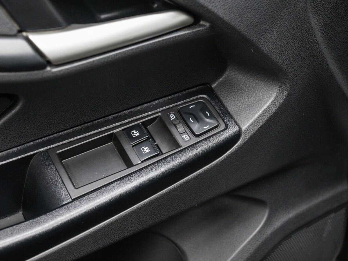 Купить Lada (ВАЗ) Vesta с пробегом. Фото: #12