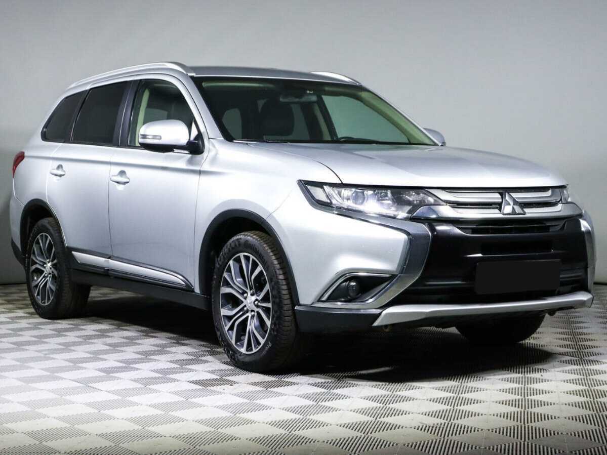 Купить Mitsubishi Outlander с пробегом. Фото: #2