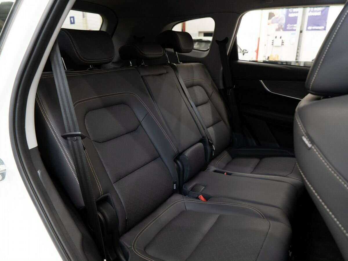 Купить Chery Tiggo 8 с пробегом. Фото: #10