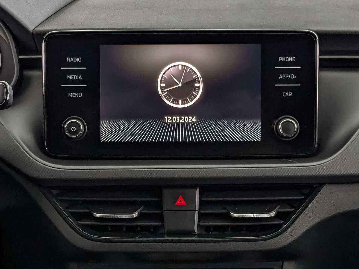 Купить Skoda Rapid с пробегом. Фото: #12