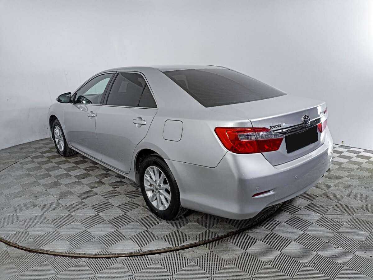 Купить Toyota Camry с пробегом. Фото: #6