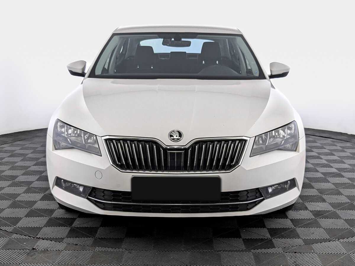 Купить Skoda Superb с пробегом. Фото: #1