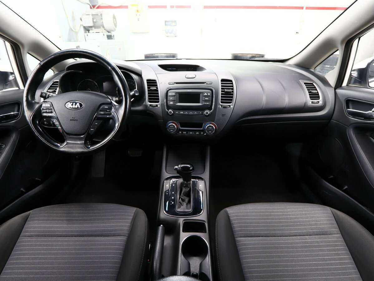 Купить Kia Cerato с пробегом. Фото: #9