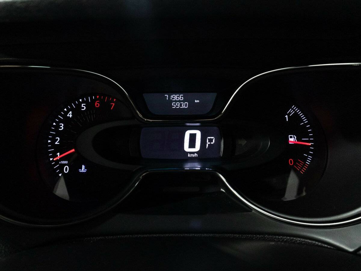 Купить Renault Kaptur с пробегом. Фото: #11