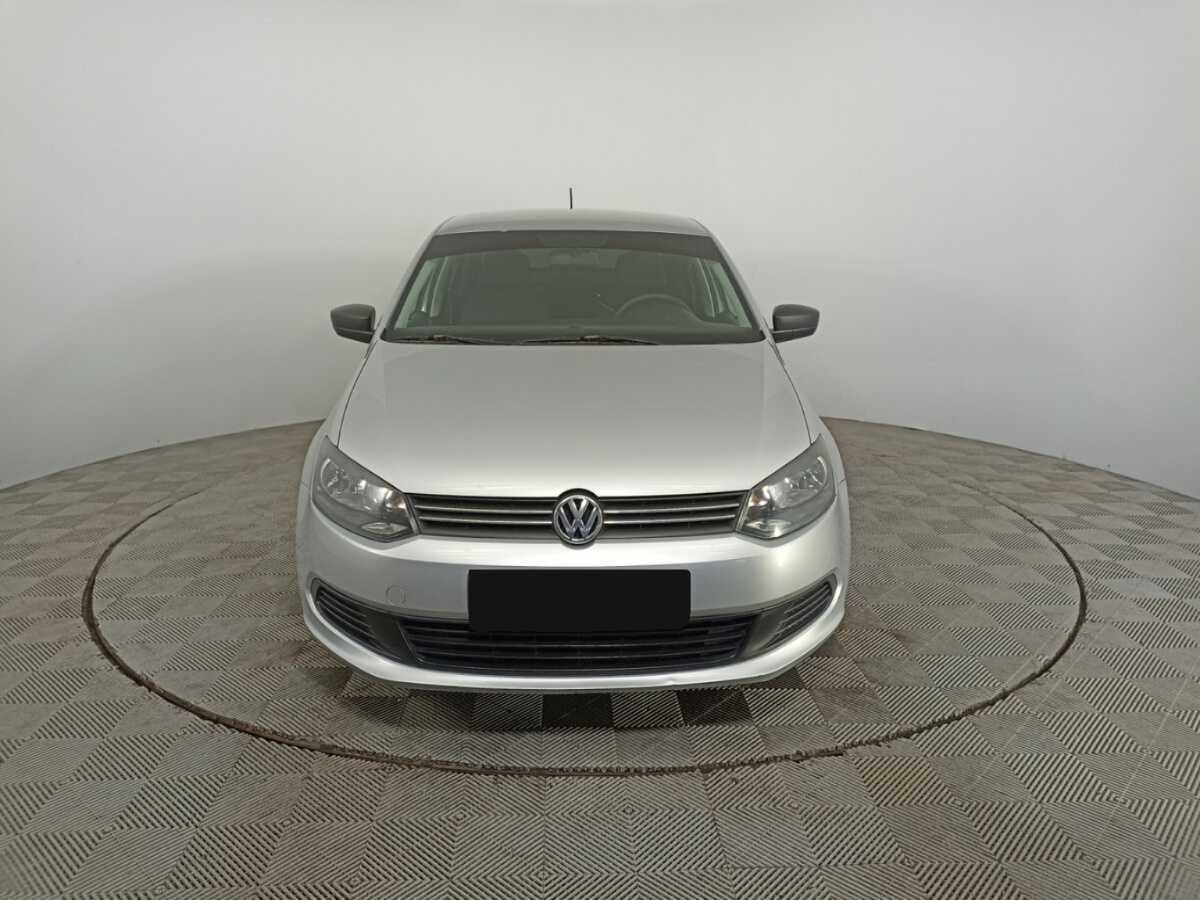 Купить Volkswagen Polo с пробегом. Фото: #1