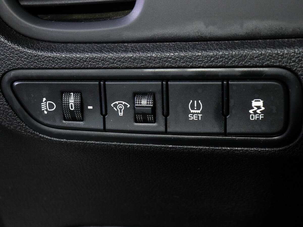 Купить Kia Rio с пробегом. Фото: #17