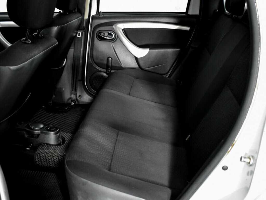 Купить Nissan Terrano с пробегом. Фото: #6